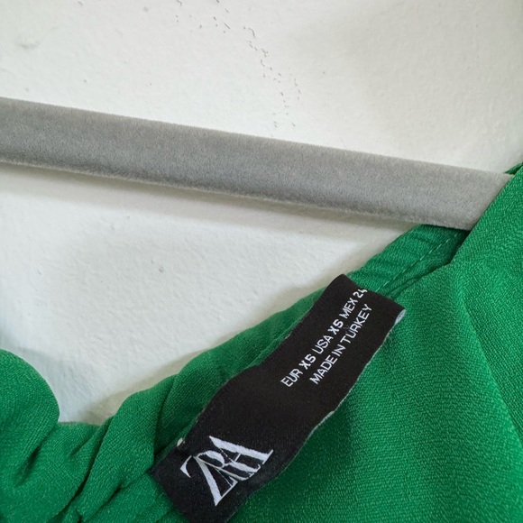 Zara dress - Picture 3 of 3